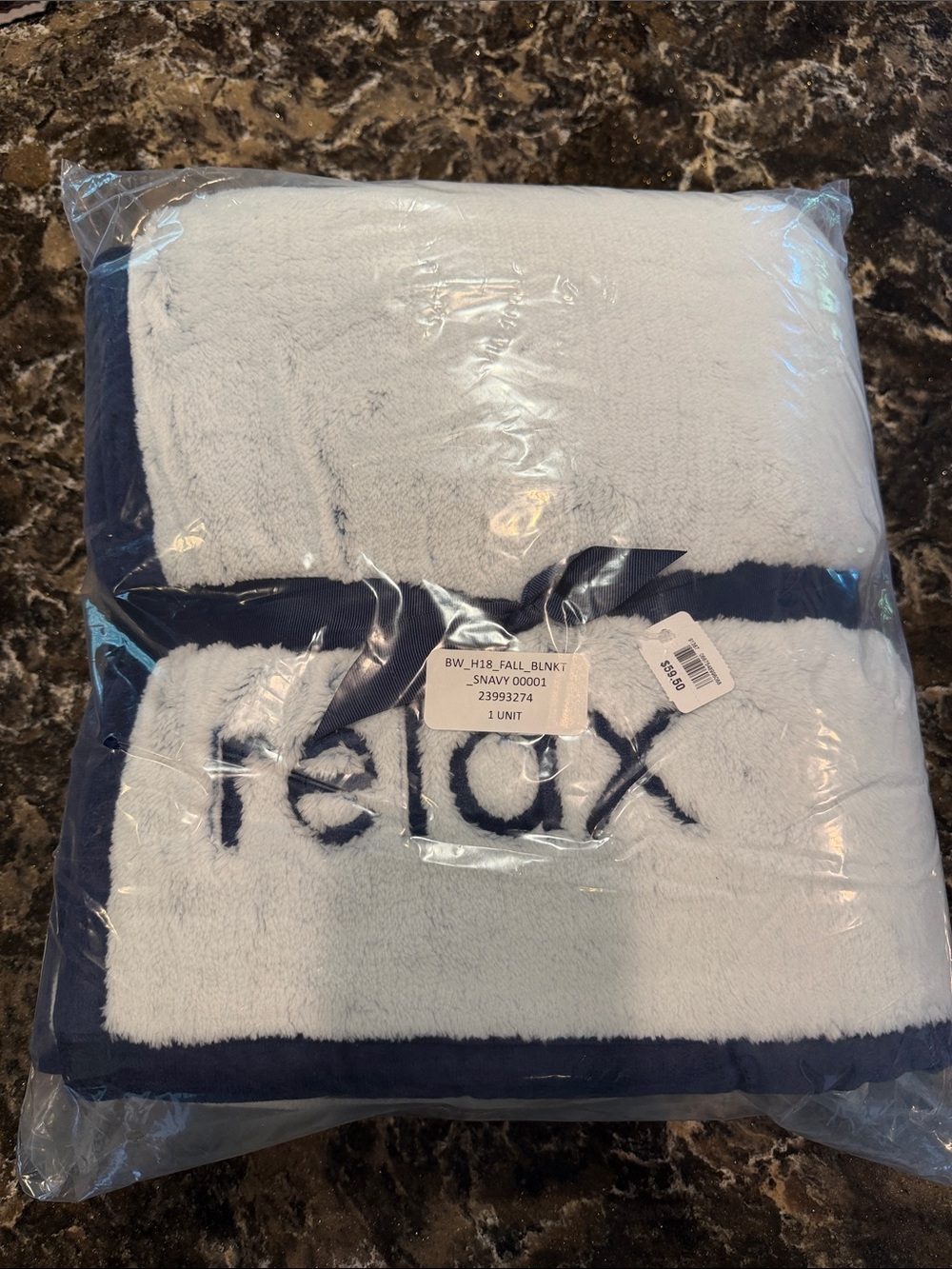 Bath & Body Works Navy and White Plush Throw Blanket Relax